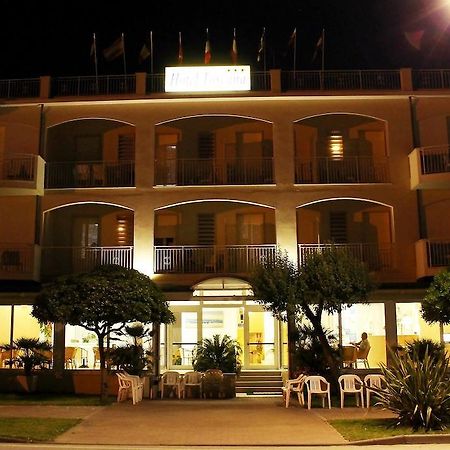 Hotel Toscana 마로타 외부 사진