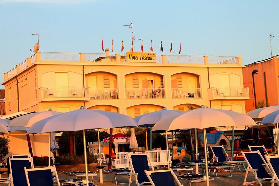 Hotel Toscana 마로타 외부 사진