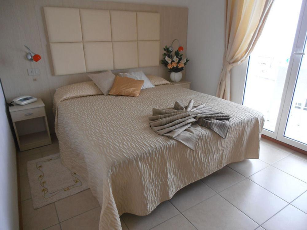 Hotel Toscana 마로타 외부 사진